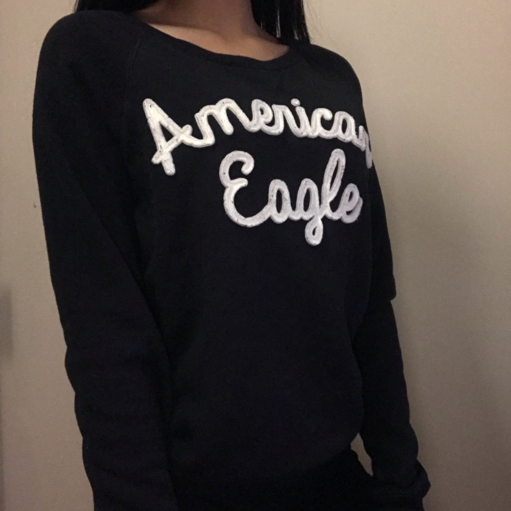 American Eagle pullover crewneck